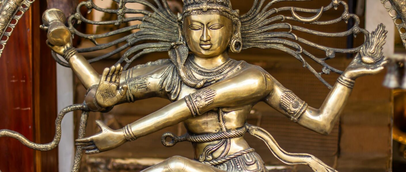 gold siva statue
